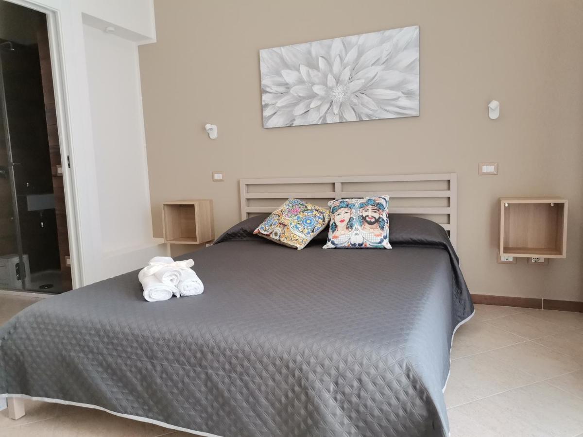 Le Metro Bed & Breakfast Carini Exterior foto