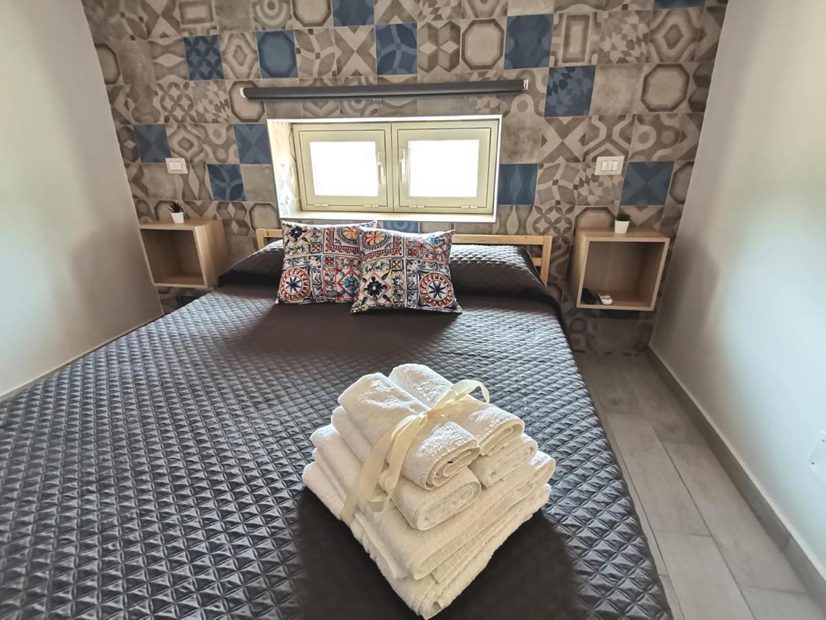 Le Metro Bed & Breakfast Carini Exterior foto